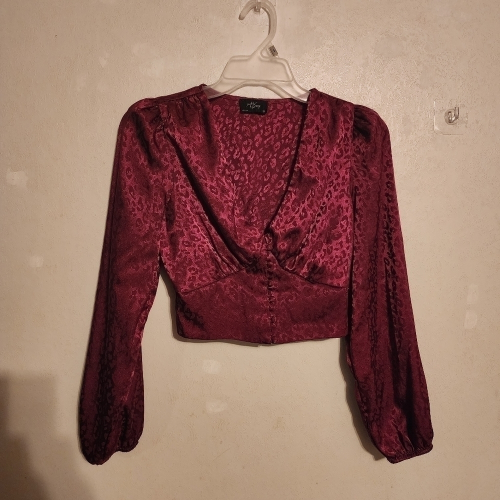 Milk & Honey Cropped Printed Burgundy Long Sleeve Blouse Size XS